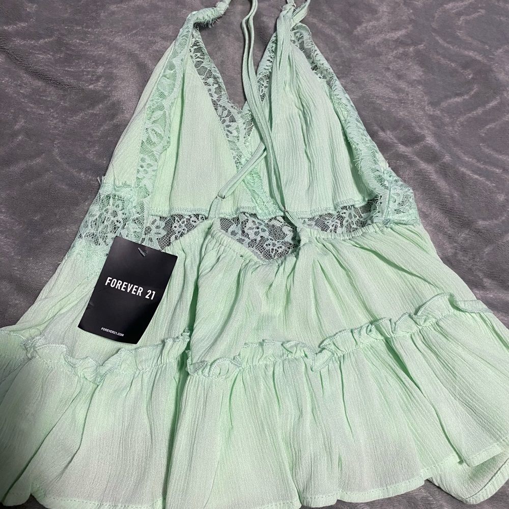 ❗️SOLD❗️Mint green lace forever 21 cami top